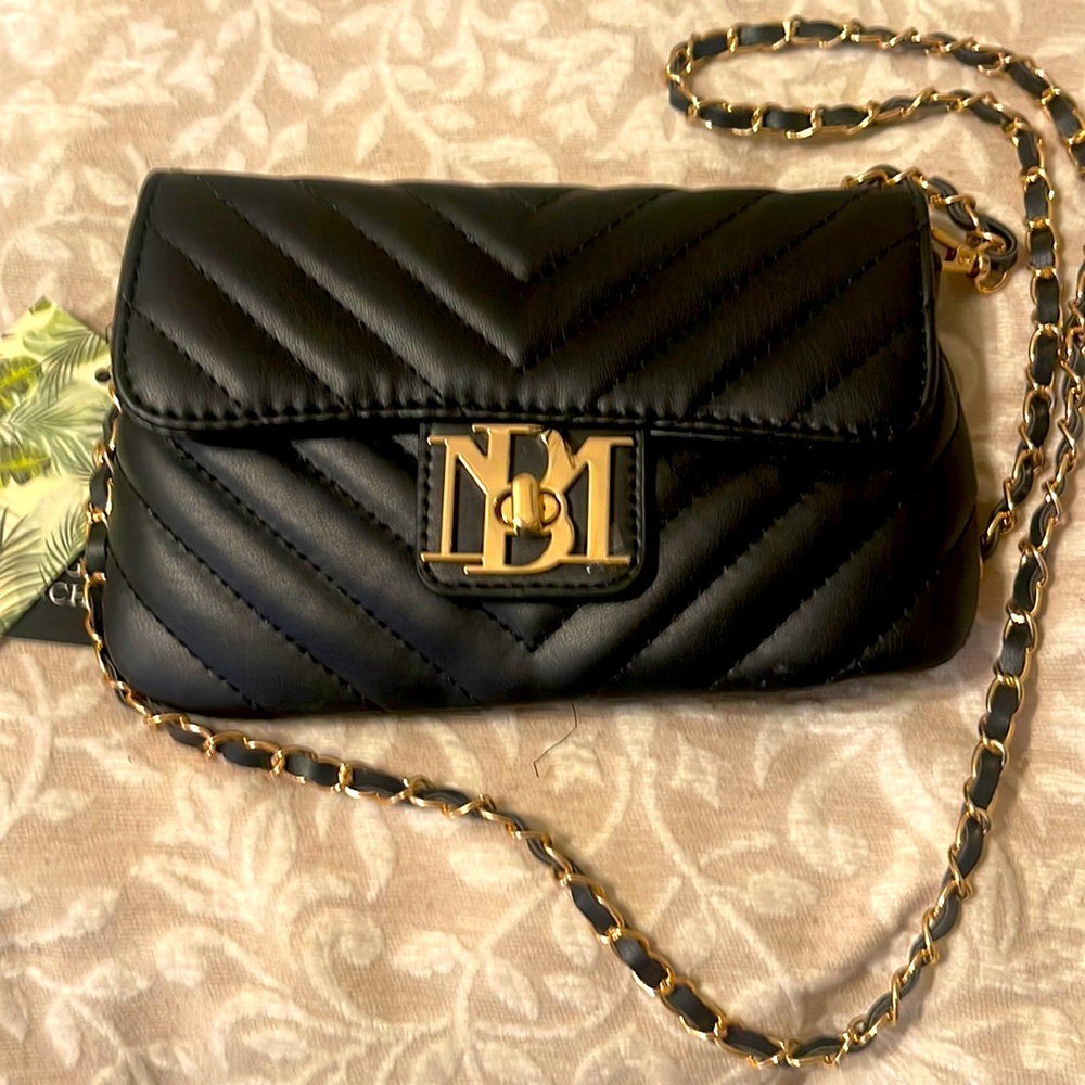 Badgley Mischka Womens Simple Phone Crossbody w/ Letter Lock In Front NWT $79